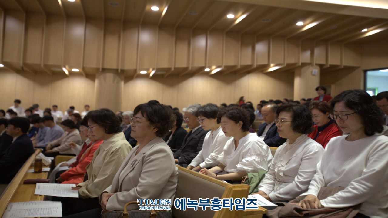 "부활의 빛으로 하나된 안양, 부활의 증인으로 다시 세워지다“