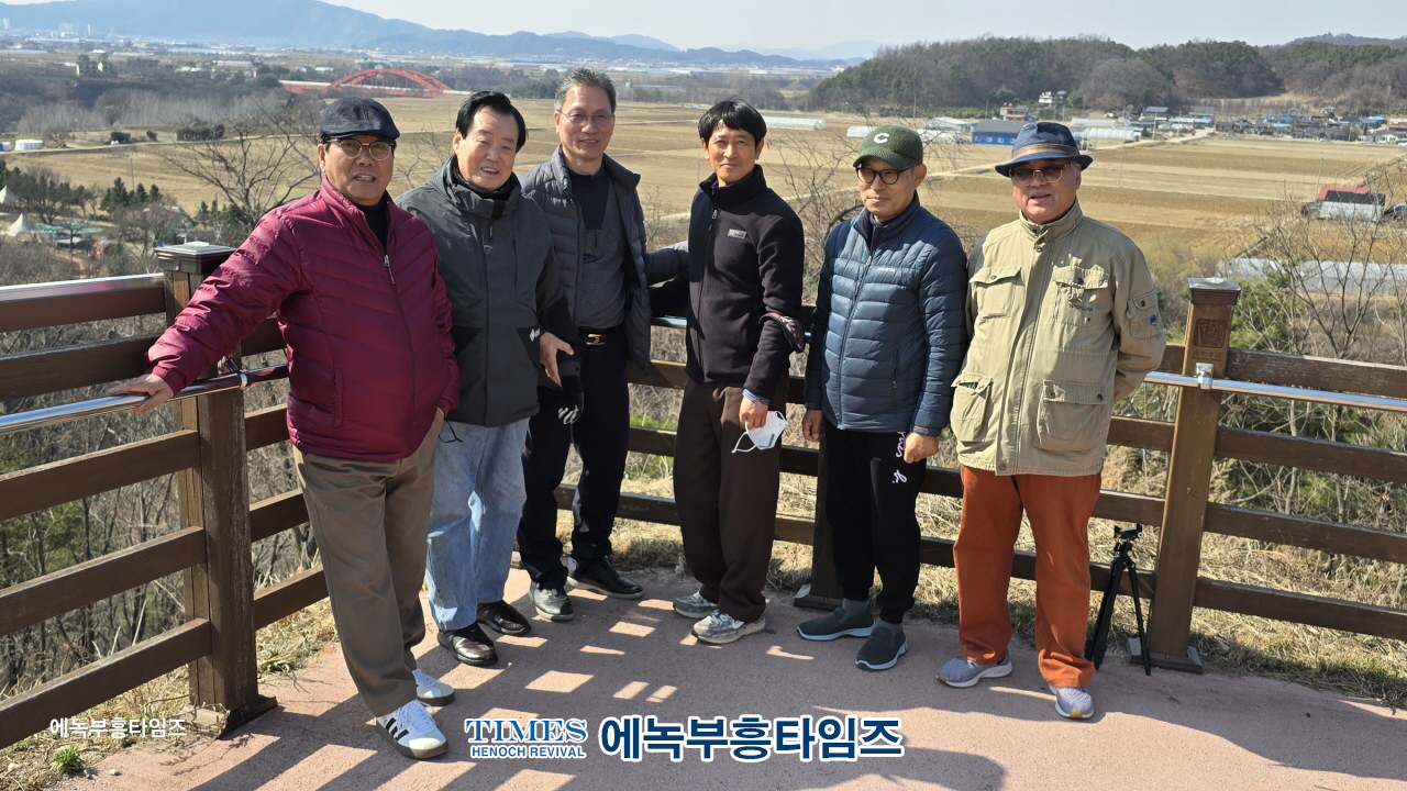 나라사랑동지회, 강원도 철원 횃불전망대에서 월례 및 단합기도회 개최