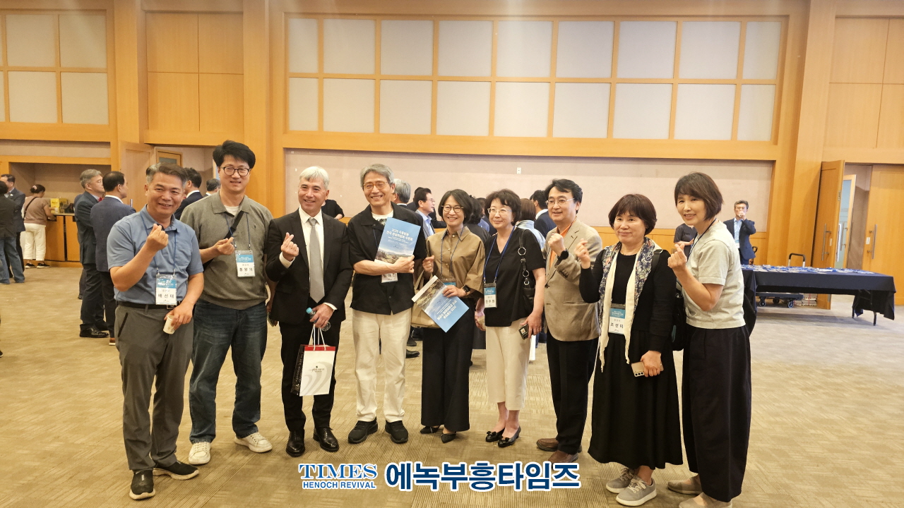 “하나됨의 기적, 섬김의 리더십” – 함영주 회장, 복음적 경영의 길을 말하다