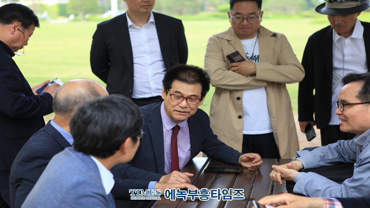 “종교 탄압 중단하라!” 한국교회, 교회 압수수색과 차별금지법 강력 규탄