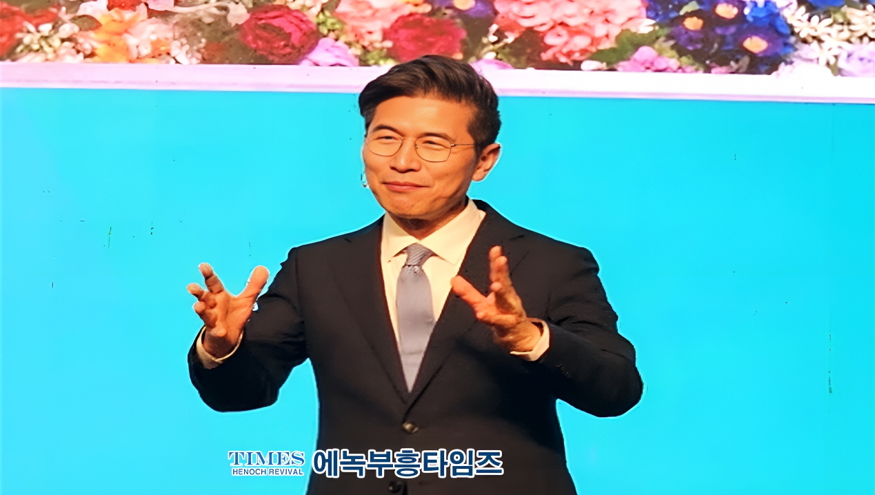 “하나됨의 기적, 섬김의 리더십” – 함영주 회장, 복음적 경영의 길을 말하다