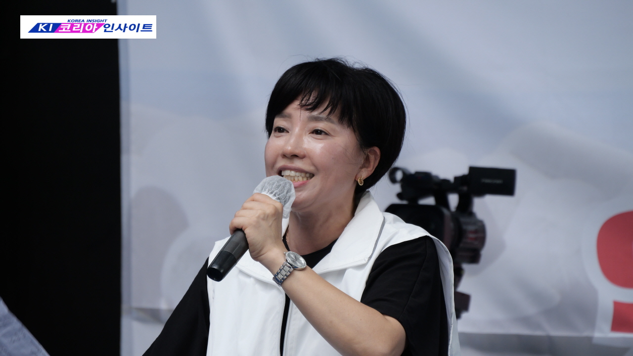 인천퀴어반대측, 퀴어행사장 옆에서 인천가족사랑축제 성대히 가져.