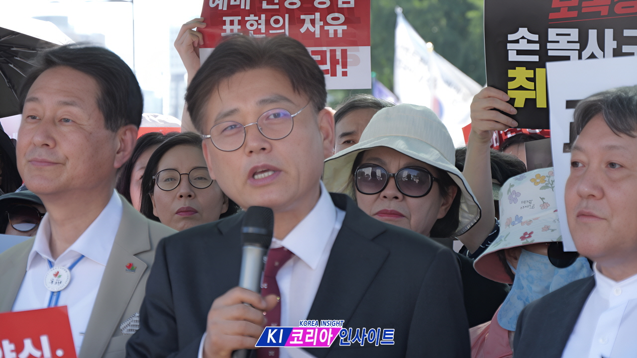 (상보) 한국교회, 손현보 목사 구속은 "종교 탄압"... 정부에 즉각 석방 촉구 및 강력 경고