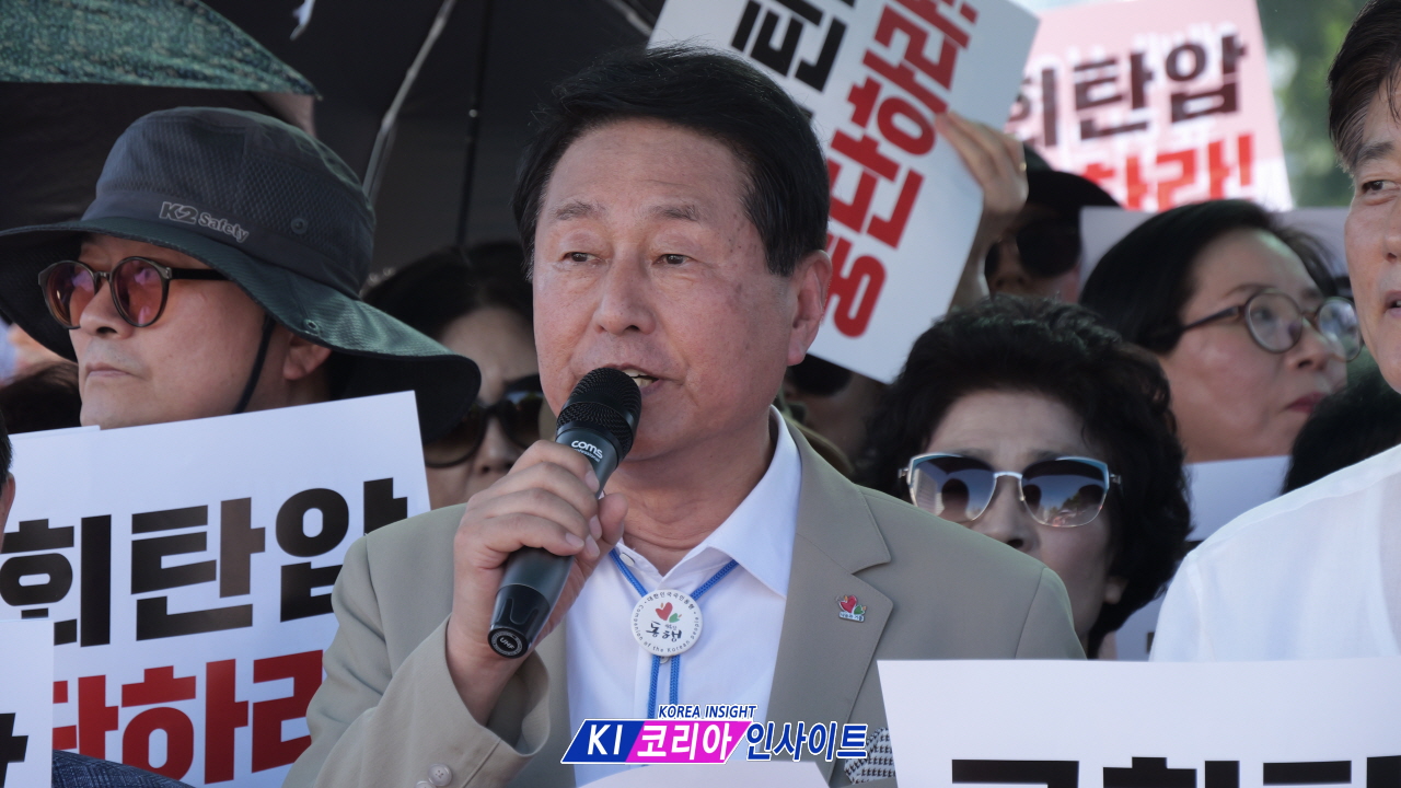 (상보) 한국교회, 손현보 목사 구속은 "종교 탄압"... 정부에 즉각 석방 촉구 및 강력 경고