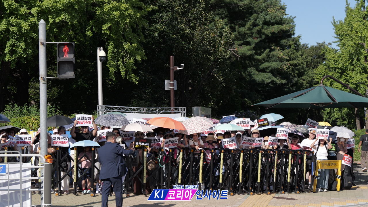 (상보) 한국교회, 손현보 목사 구속은 "종교 탄압"... 정부에 즉각 석방 촉구 및 강력 경고