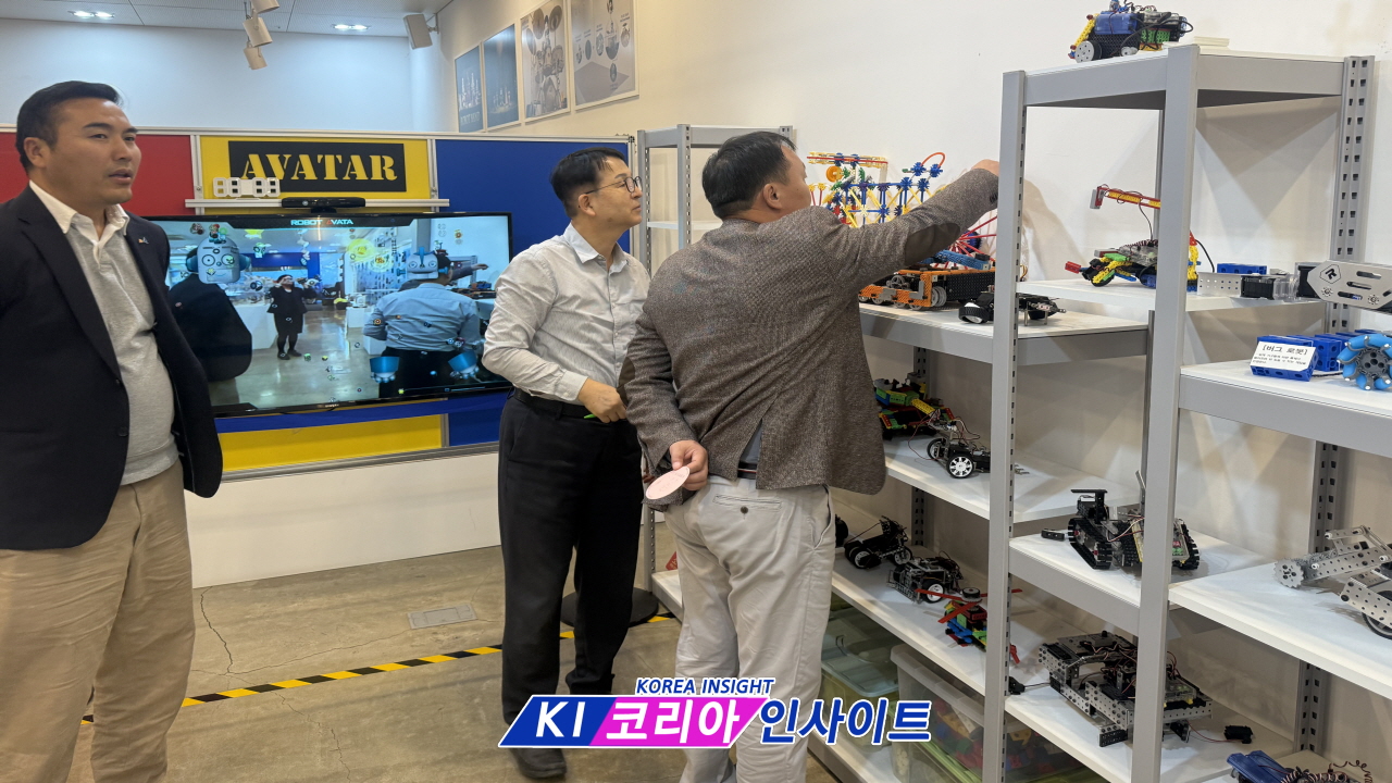 몽골 울란바토르 바양골구 부구청장, 청라로봇랜드 방문