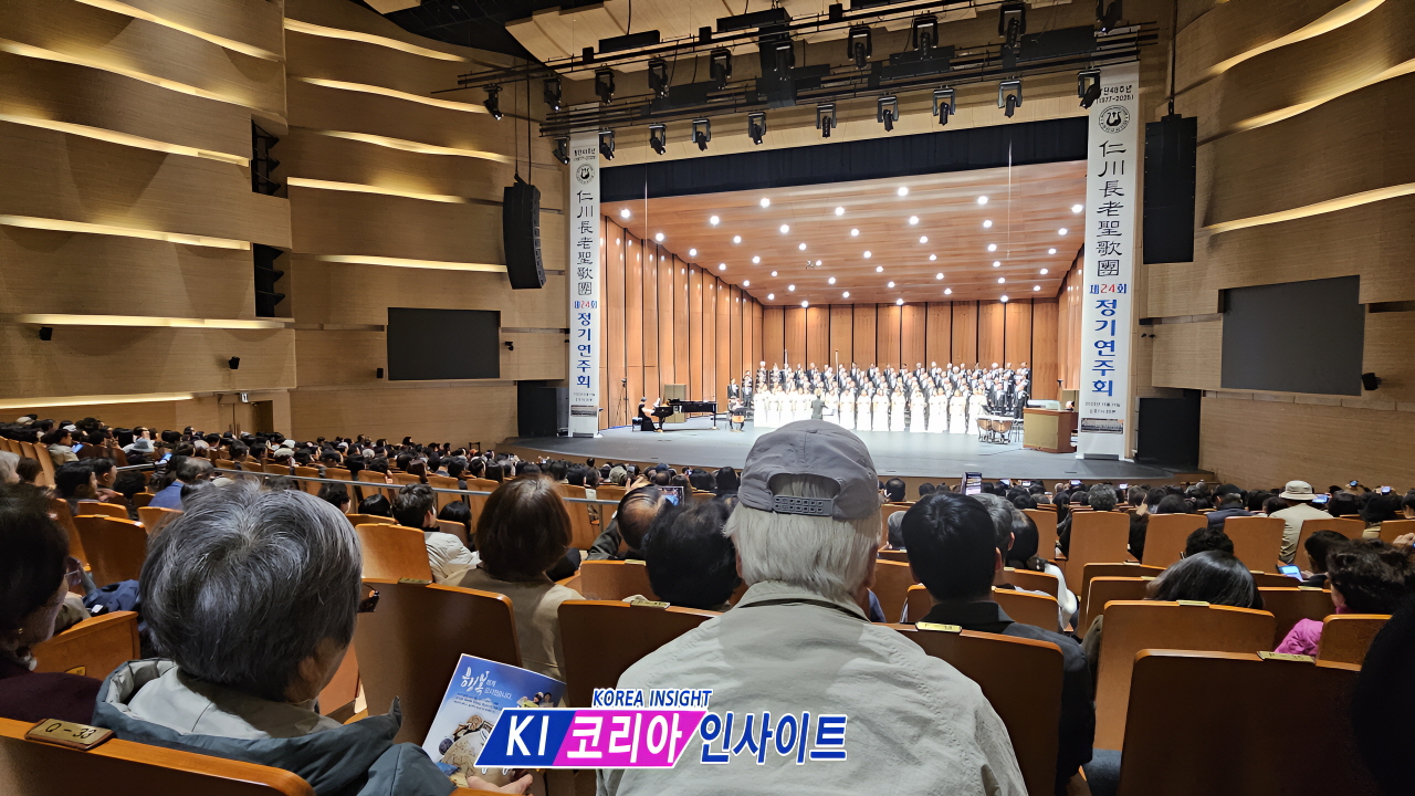 인천장로성가단, 창단 48주년 기념 제24회 정기연주회 성료... “전국 최초 찬양의 불씨, 2,000명 순례자들의 구심점 되다”