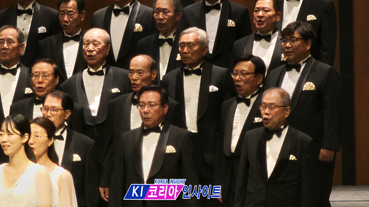 인천장로성가단, 창단 48주년 기념 제24회 정기연주회 성료... “전국 최초 찬양의 불씨, 2,000명 순례자들의 구심점 되다”