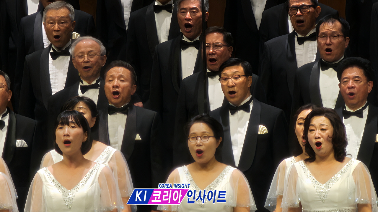 인천장로성가단, 창단 48주년 기념 제24회 정기연주회 성료... “전국 최초 찬양의 불씨, 2,000명 순례자들의 구심점 되다”