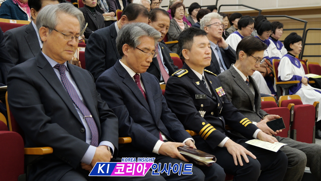 안양만안경찰서, 2025년 추수감사절 예배 성료... "모든 것이 은혜, 지역 안전에 헌신 다짐"