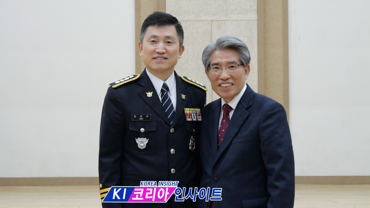 안양만안경찰서, 2025년 추수감사절 예배 성료... "모든 것이 은혜, 지역 안전에 헌신 다짐"