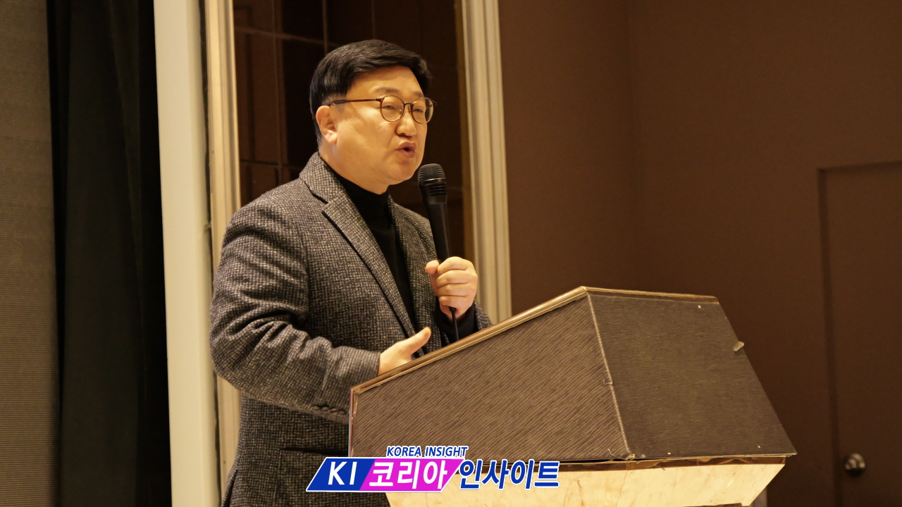 코리아 인사이트-에녹 타임즈, '2025 송년 사랑나눔 문화축제' 성료... "사랑으로 세상을 밝히자" 메시지 전달