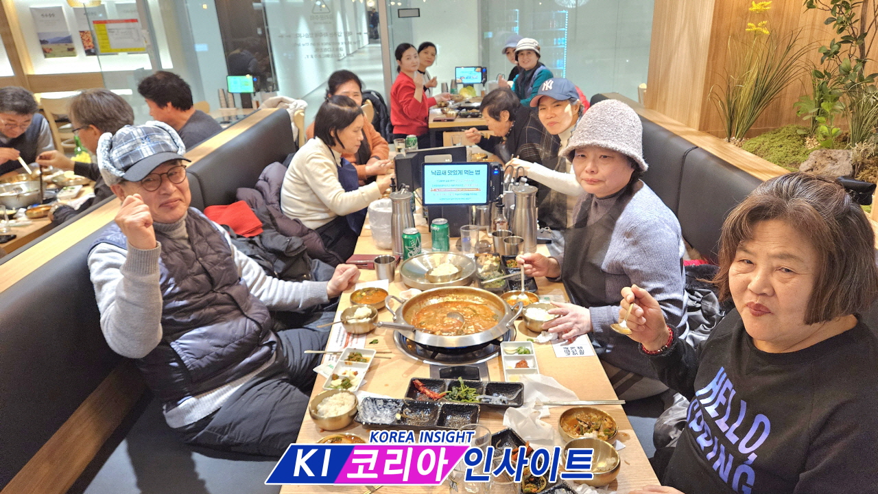 탈북여성인권협의회·전국사기피해자연합회 임원진, 유가족과 함께한 조용한 위로의 송년회