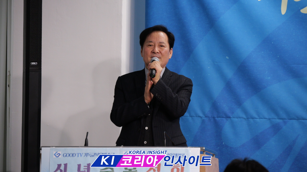 윤보환 목사, “승리를 주신 예수님… 성령의 권능으로 마귀를 대적하고 영적 지배력을 선포하라”