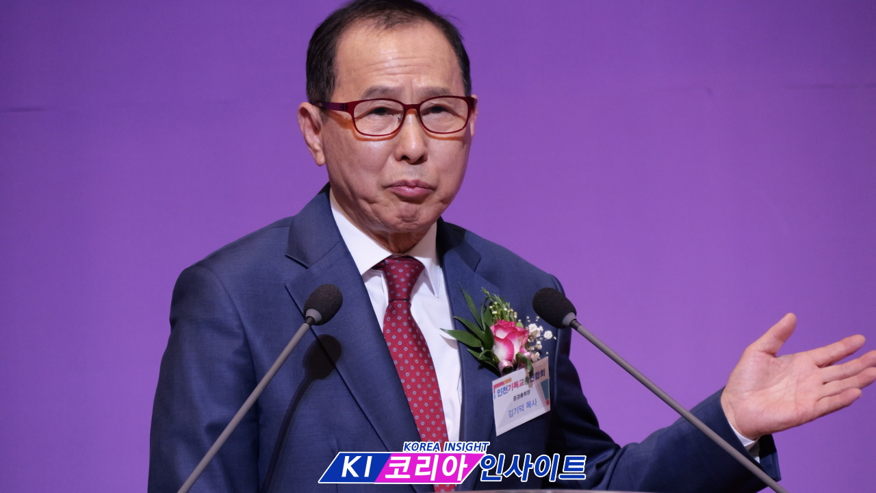 "불꽃 같은 사명으로 인천을 새롭게"…인기총 제65대 신용대 총회장 취임