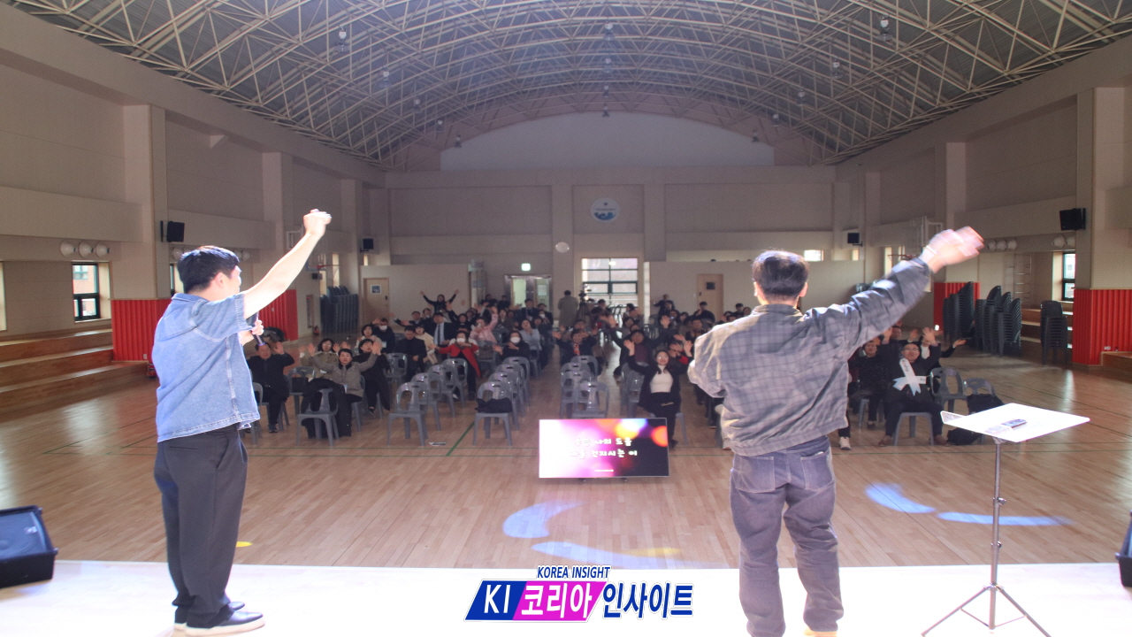 "무너진 다음 세대를 다시 세우다"… 인천에서 타오른 '청청워십'의 뜨거운 예배 열기