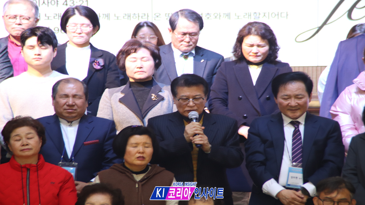 "무너진 다음 세대를 다시 세우다"… 인천에서 타오른 '청청워십'의 뜨거운 예배 열기