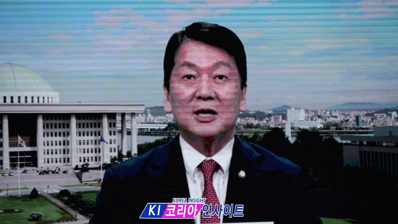 "인천이 먼저 갑니다, 대한민국은 따라오세요"... 유정복 시장, 『아이 메거진』 출판 기념회 성황