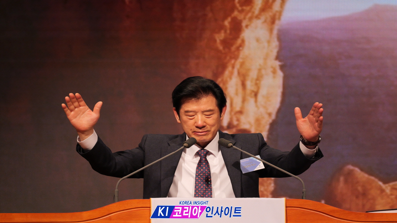 "복음의 관문 인천, 부활의 산 소망으로 깨어나다" - 2026년 인천광역시 부활절 새벽 연합 예배 현장