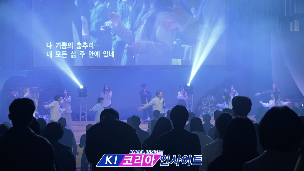 “부활의 소망, 안양을 깨우다… 눈물의 기도로 하나 된 연합예배”