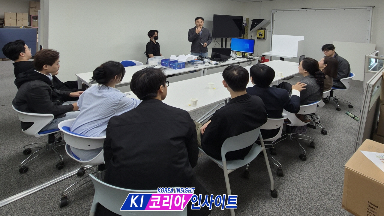 호치민 경제법률대–더케이볼트, AI 교육·기술 협력 MOU 체결