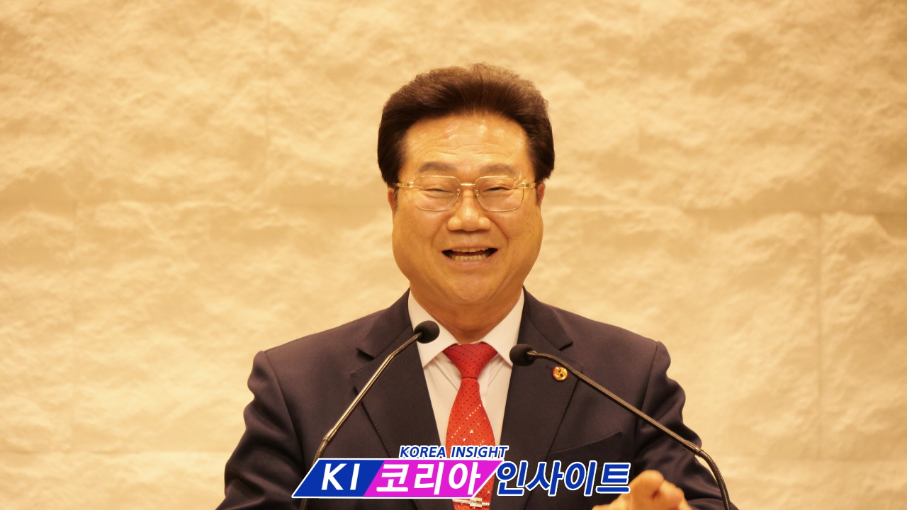 “어르신 공경으로 가정과 교회 회복”… 새봄맞이 효도축복성회 성료