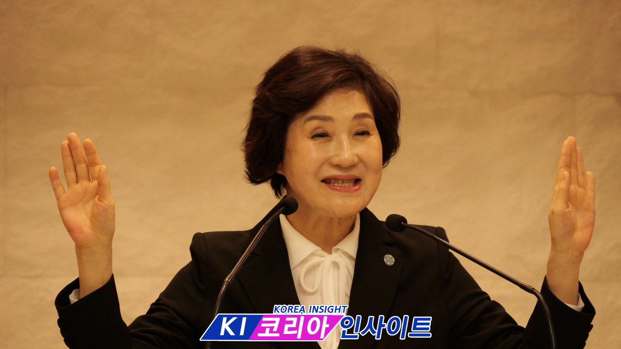 “어르신 공경으로 가정과 교회 회복”… 새봄맞이 효도축복성회 성료