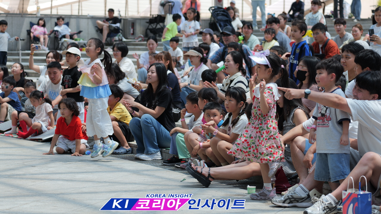 “청라호수공원 가득 채운 웃음과 감동”… 인기총과 함께한 인천시민문화축제 성황