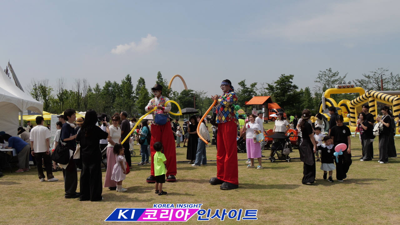 “청라호수공원 가득 채운 웃음과 감동”… 인기총과 함께한 인천시민문화축제 성황