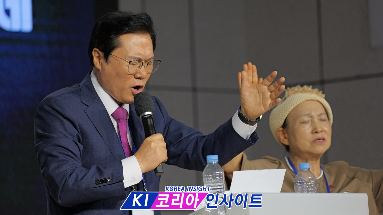 [특집] 어명선교 21주년 감사축제 및 기념예배(②)- "순종하면 하나님이 길을 여신다"…이영란 목사가 전한 살아있는 선교 간증
