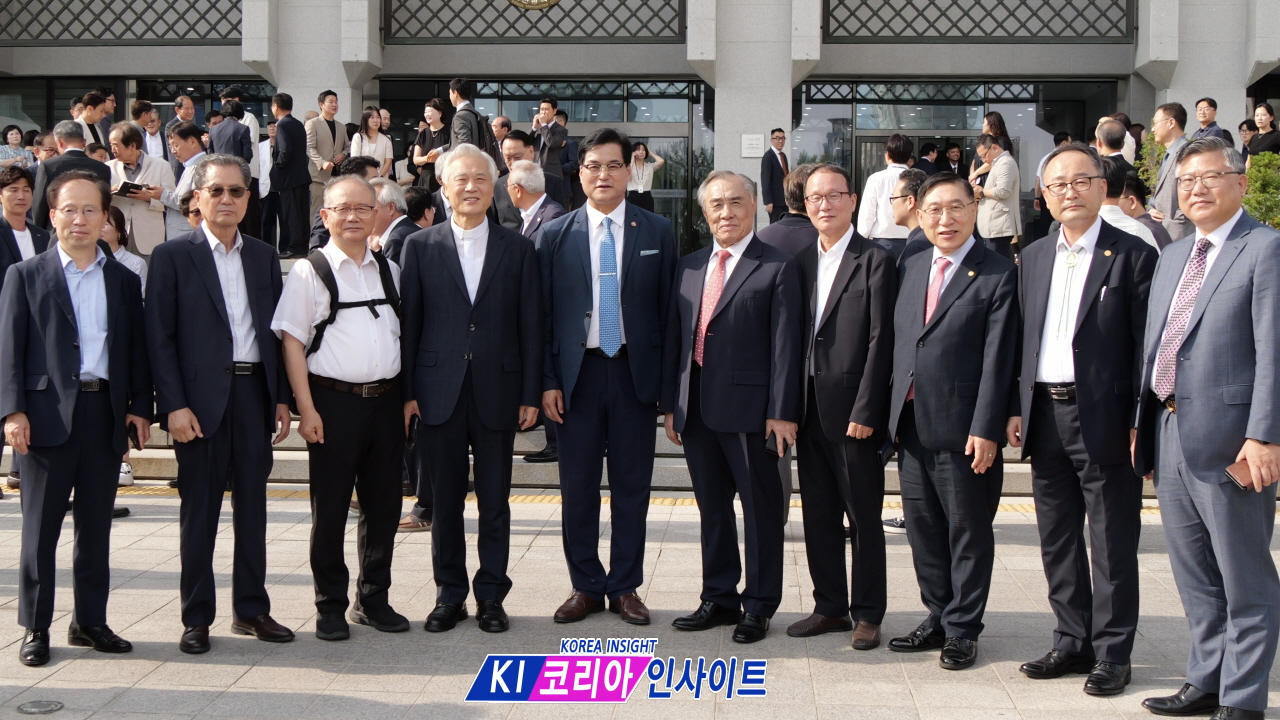 "오직 인천, 오직 시민, 오직 미래"... 유정복 인천시장, 4년 여정 마치고 이임